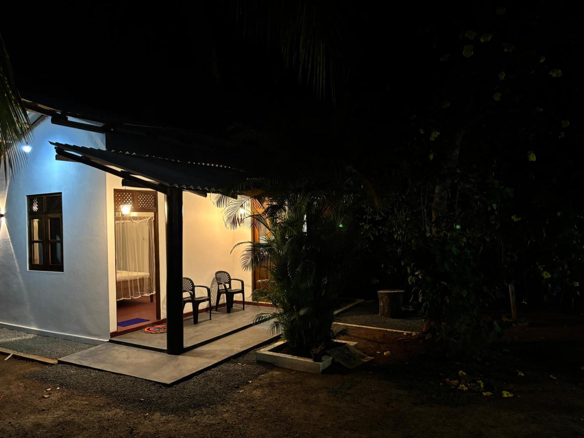 ディックウェラ Ima House Bed & Breakfast エクステリア 写真